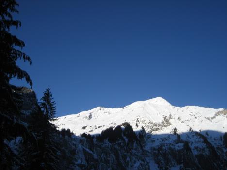 Kandersteg 020.jpg   15kb   26.03.2021 22:40:02